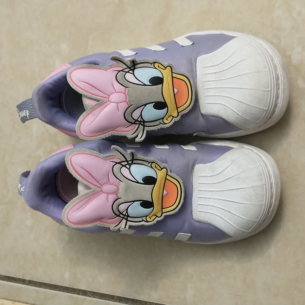 Daisy Adidas Superstar